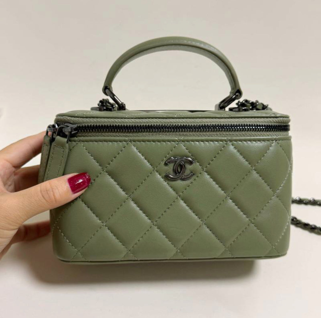 Cc olive vanity