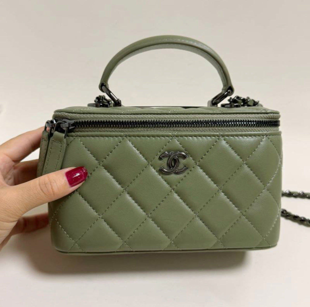 Cc olive vanity